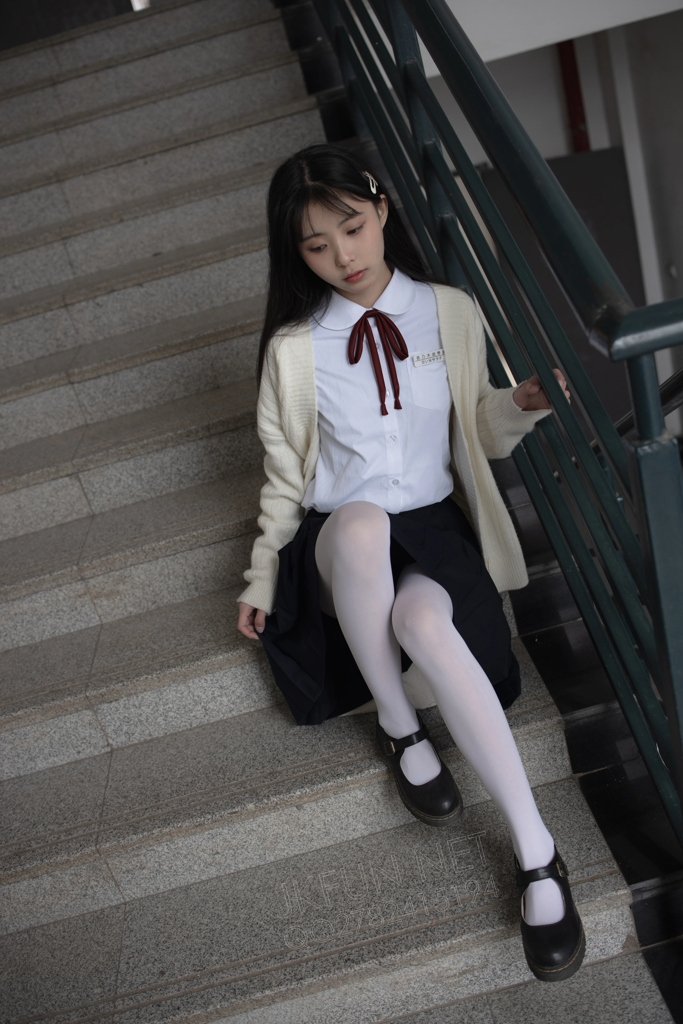 森萝财团 [JKFUN-001] 甜米 纯纯的白丝学妹 [127P 1V]插图